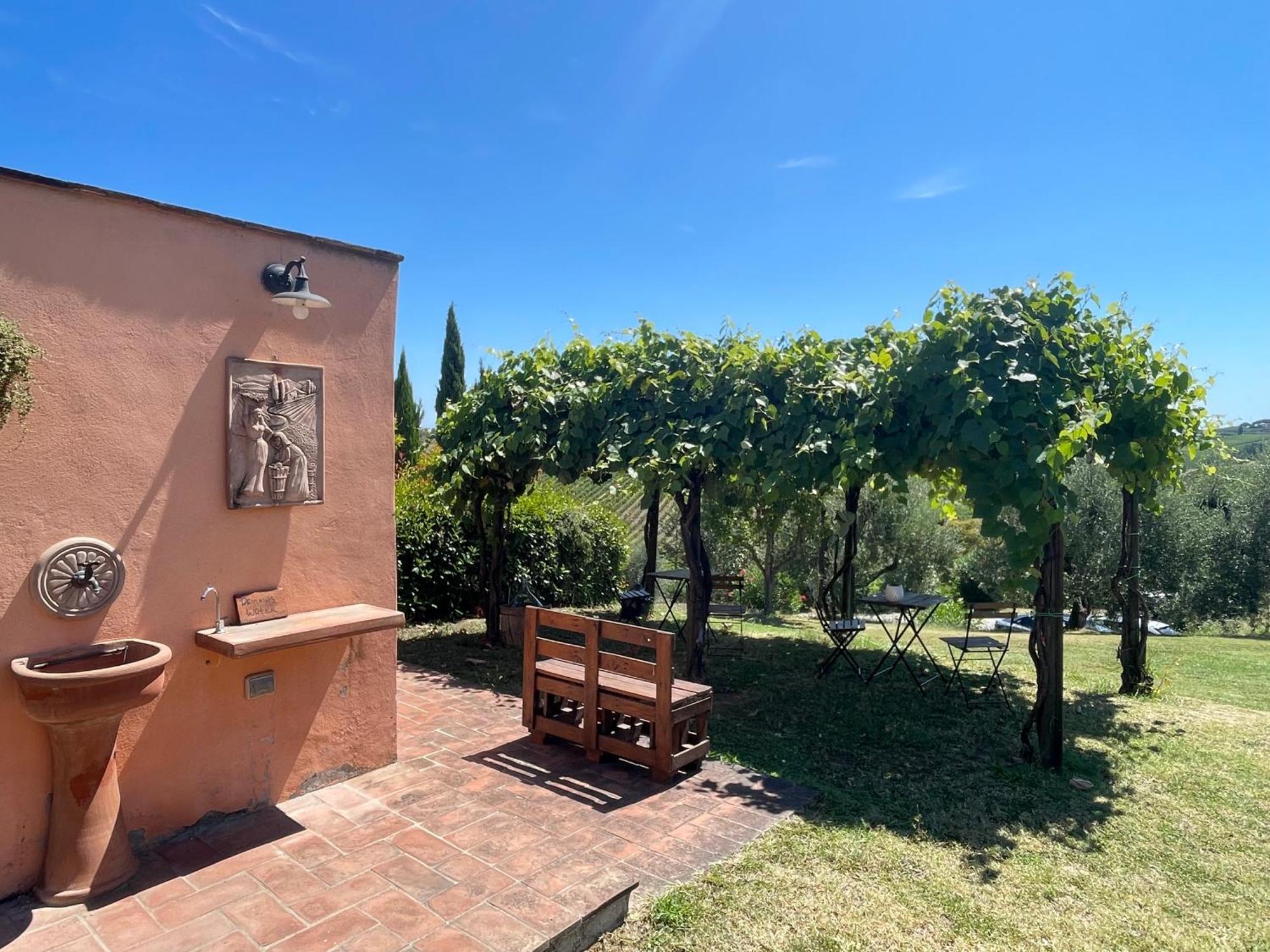 Agriturismo Corte In Poggio Stabbia Exterior photo